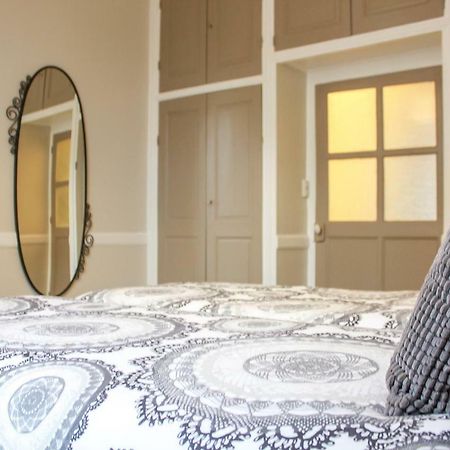 Appartement Passe Partout Lucenay-l'Eveque 外观 照片