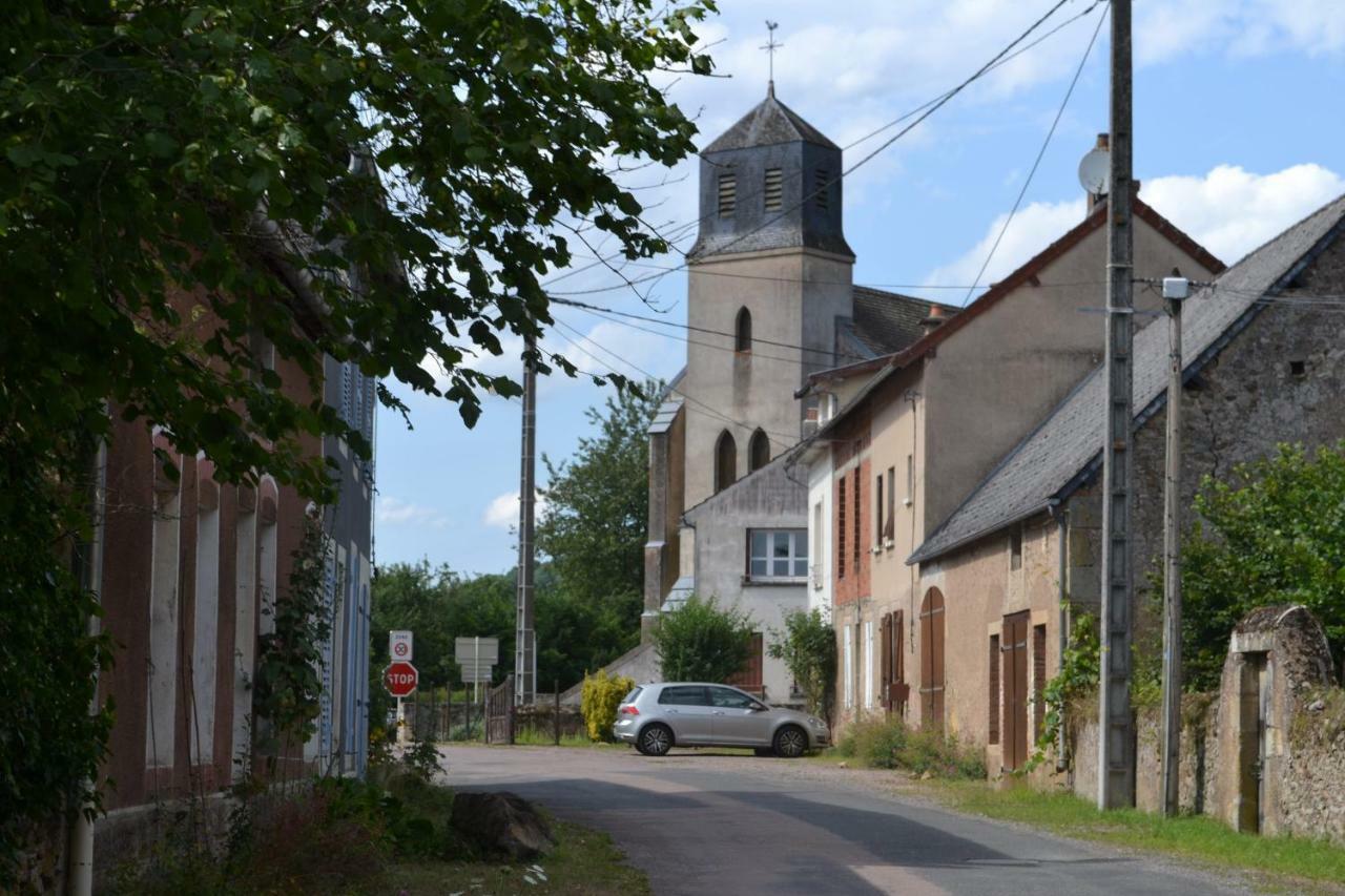 Appartement Passe Partout Lucenay-l'Eveque 外观 照片